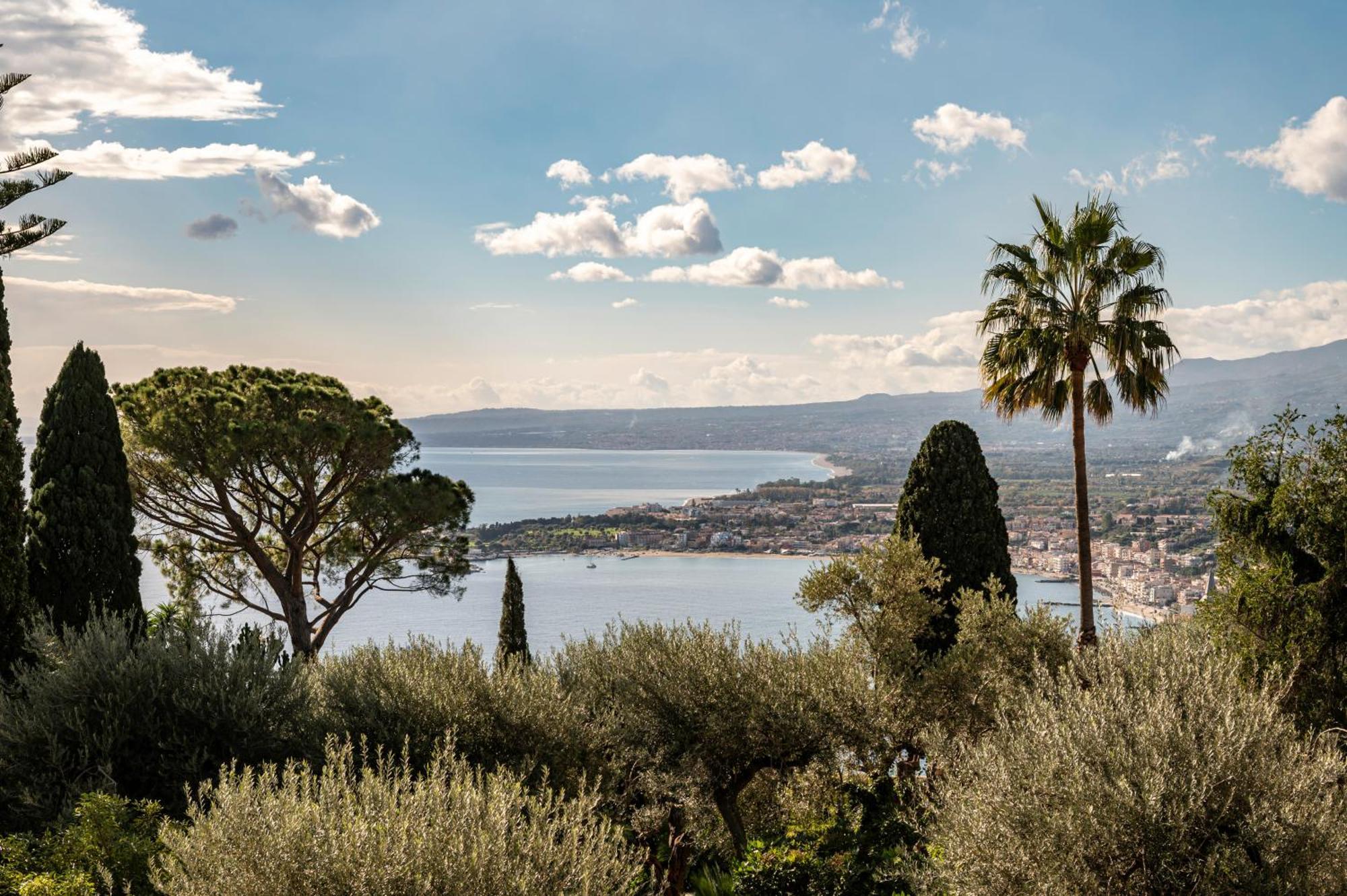 I Naviganti Apartment Taormina Luaran gambar