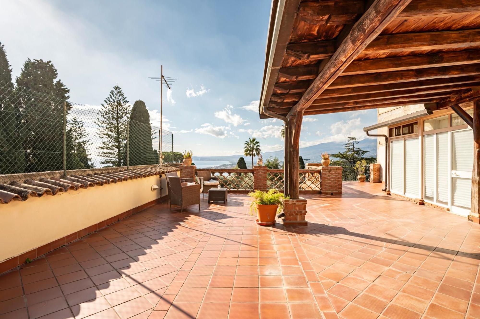 I Naviganti Apartment Taormina Luaran gambar